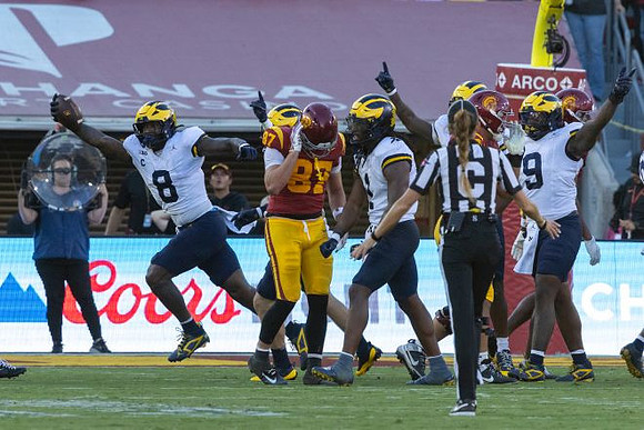 Derrick Moore (8), Cameron Brandt (9), and Jaishawn Barham (1)