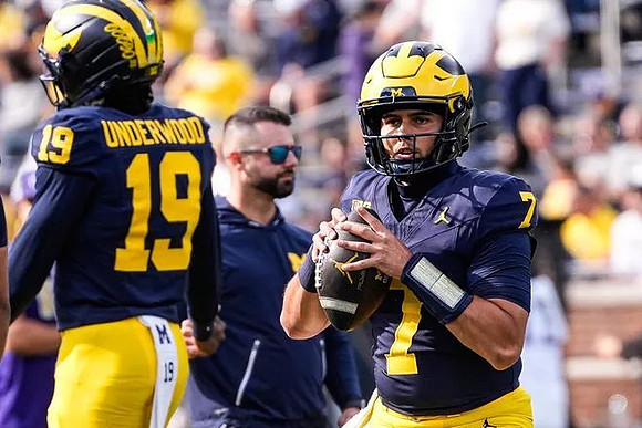 Bryce Underwood (19) and Mikey Keene (7)