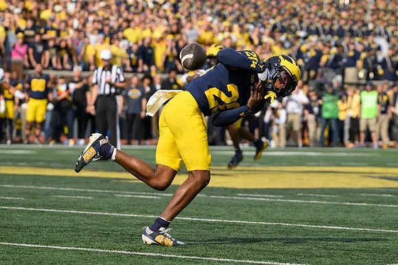 Jyaire Hill (20)