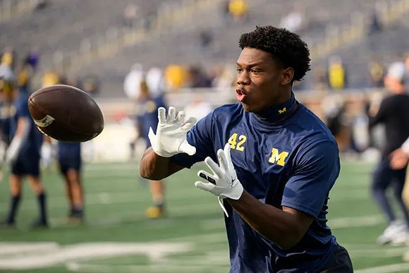 Jalen Hoffman (42)