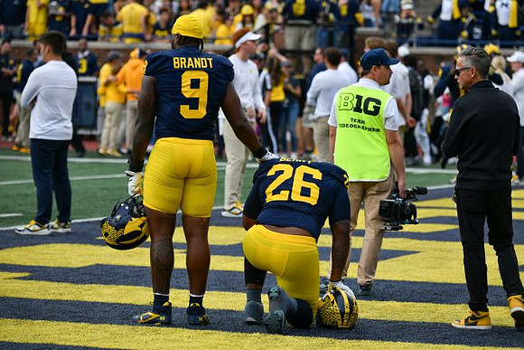 Cameron Brandt (9) and Rayshaun Benny (26)
