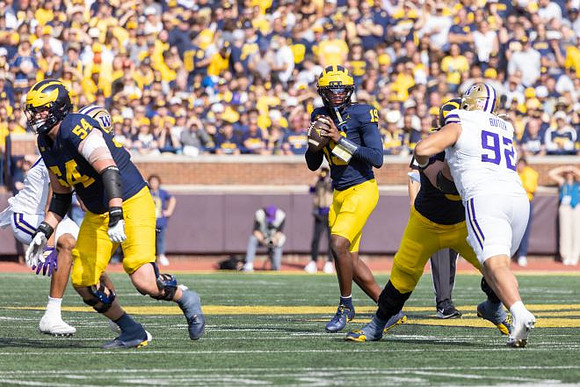 Andrew Sprague (54) and Bryce Underwood (19)