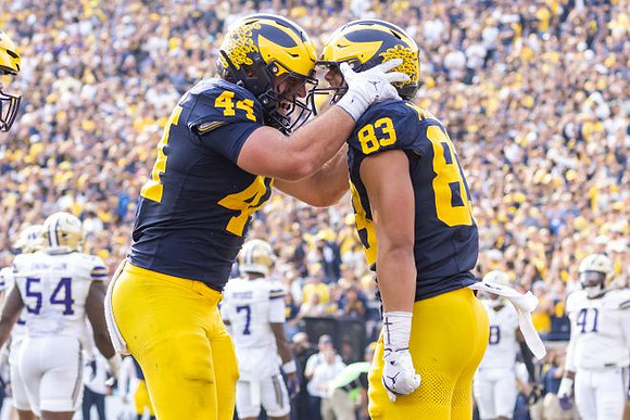 Max Bredeson (44) and Zack Marshall (83)