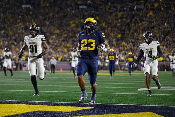 Jordan Marshall (23), Jake Guarnera (53), and Giovanni El-Hadi (58)