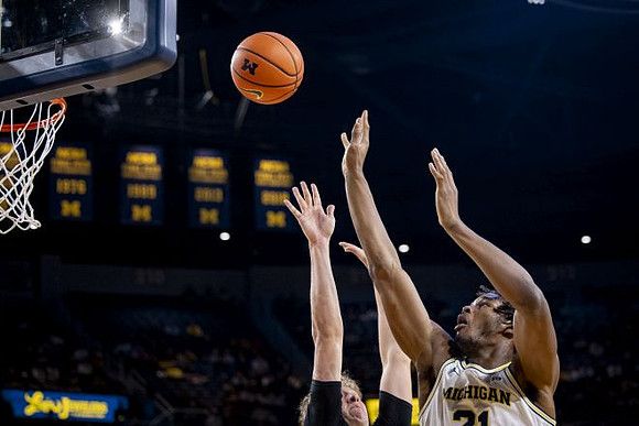 Morez Johnson Jr. (21)