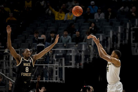 Nimari Burnett (4)