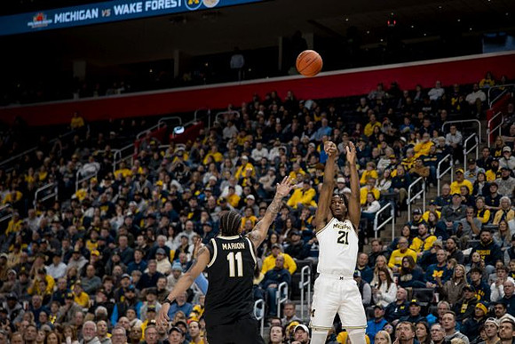 Morez Johnson Jr. (21)