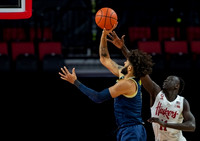 Isaiah Livers (2)