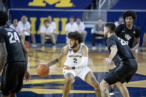 Isaiah Livers (2)