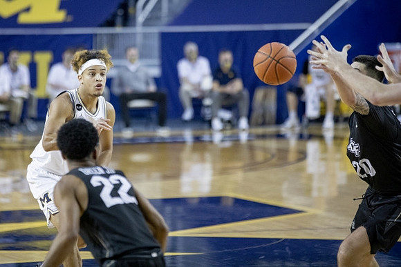 Terrance Williams II (5)