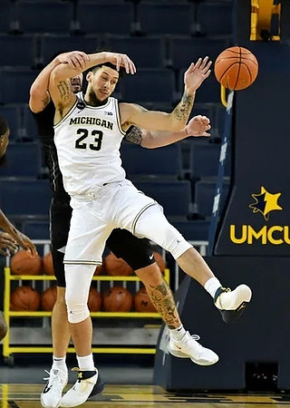 Brandon Johns Jr. (23)