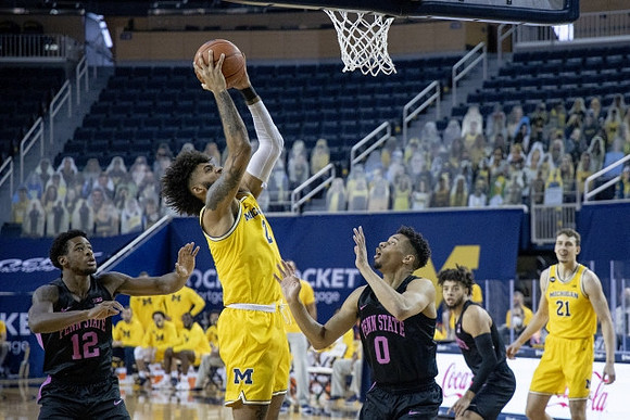 Isaiah Livers (2) and Franz Wagner (21)