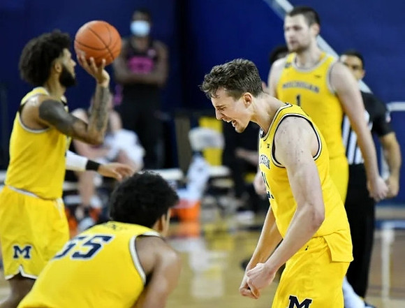 Isaiah Livers (2), Eli Brooks (55), Franz Wagner (21), and Hunter Dickinson (1)