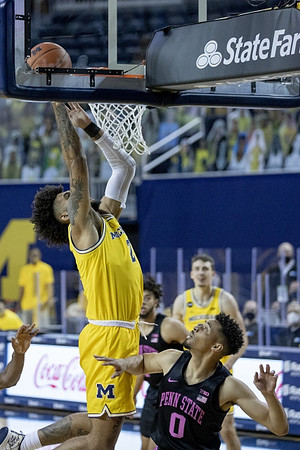 Isaiah Livers (2) and Franz Wagner (21)