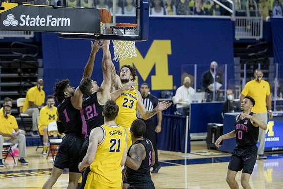 Brandon Johns Jr. (23) and Franz Wagner (21)