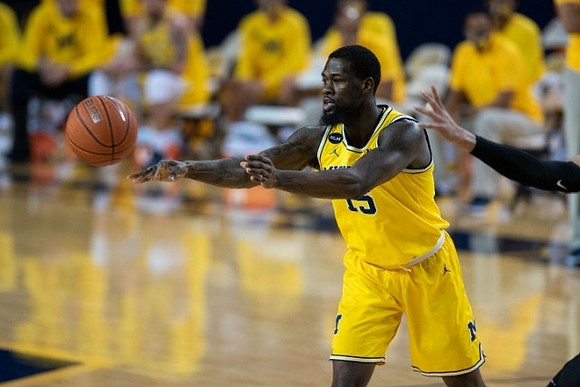 Chaundee Brown Jr. (15)