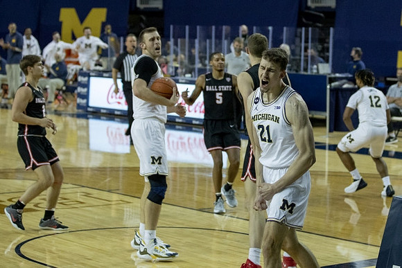 Austin Davis (51), Franz Wagner (21), and Mike Smith (12)