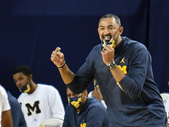 Howard Eisley and Juwan Howard