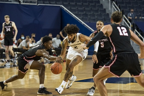 Isaiah Livers (2)