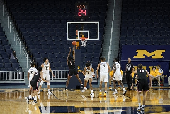 Mike Smith (12), Brandon Johns Jr. (23), Isaiah Livers (2), Terrance Williams II (5), and Chaundee Brown Jr. (15)