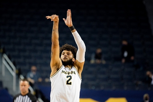 Isaiah Livers (2)