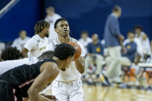 Mike Smith (12) and Zeb Jackson (3)