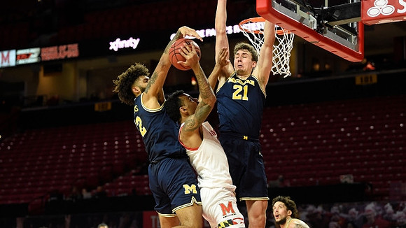 Franz Wagner (21), Brandon Johns Jr. (23), and Adrien Nunez (0)