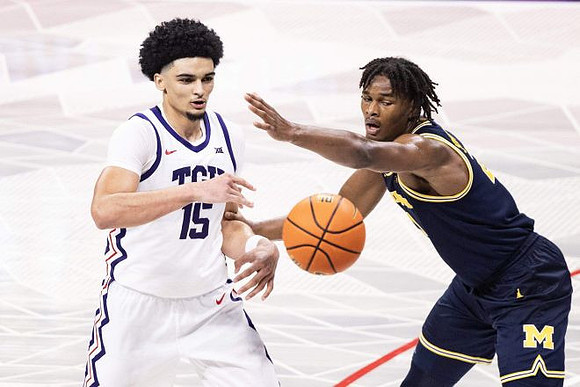 Morez Johnson Jr. (21)