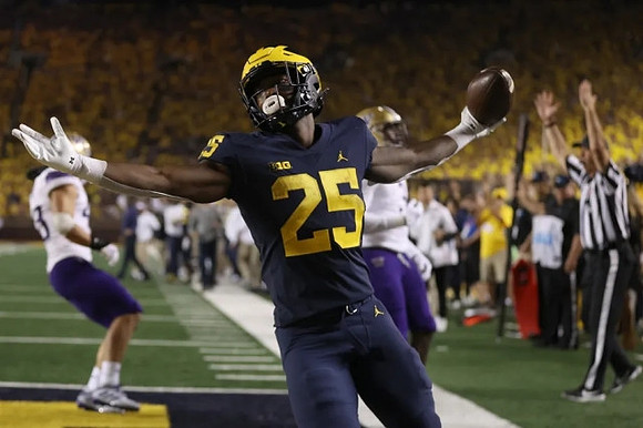Hassan Haskins (25)