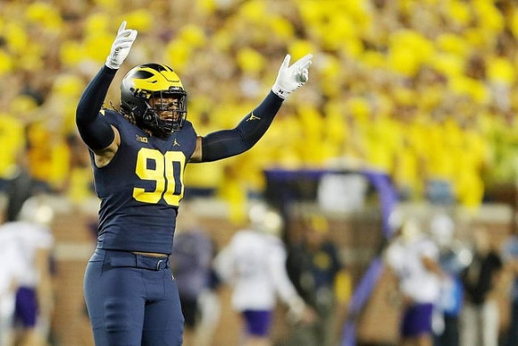 Mike Morris (90)