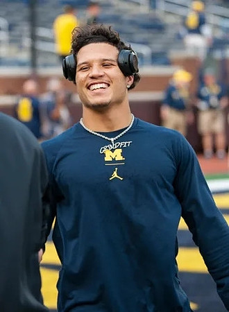 Blake Corum (2)