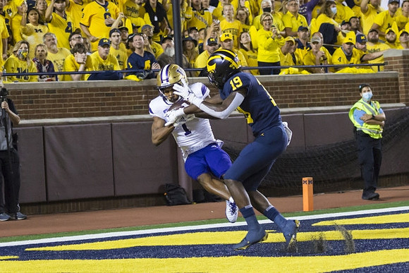 Rod Moore (19)