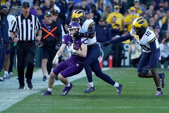 TJ Metcalf (7) and Zeke Berry (10)