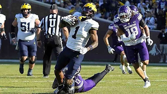 Greg Crippen (51) and Donaven McCulley (1)