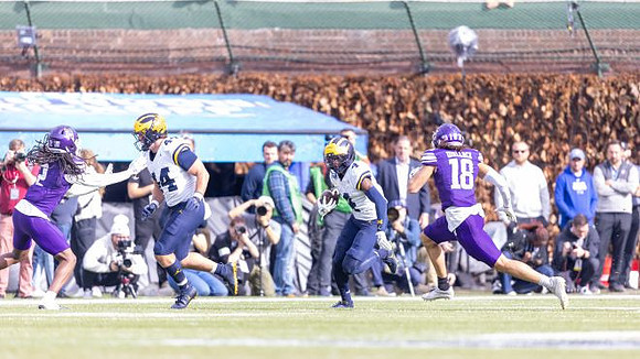 Max Bredeson (44) and Andrew Marsh (4)