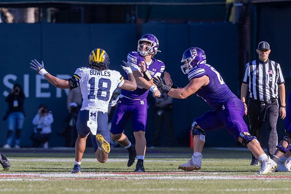 Troy Bowles (18)