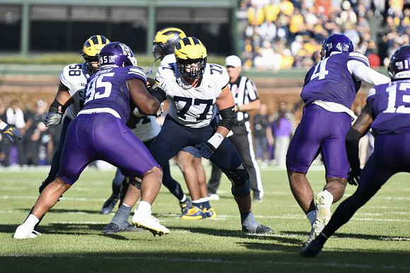 Giovanni El-Hadi (58) and Blake Frazier (77)