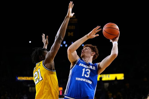 Morez Johnson Jr. (21)