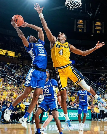 Nimari Burnett (4)