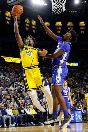 Morez Johnson Jr. (21)