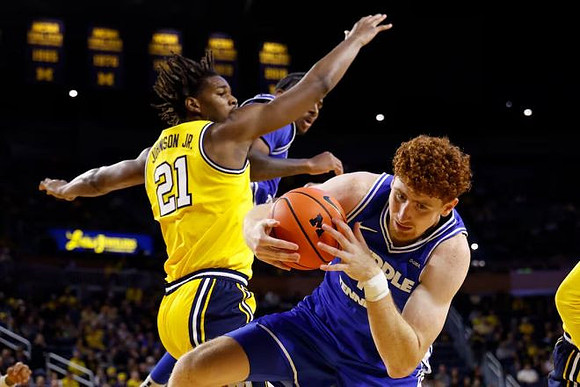 Morez Johnson Jr. (21)