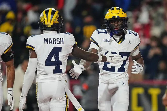Andrew Marsh (4) and Jasper Parker (27)