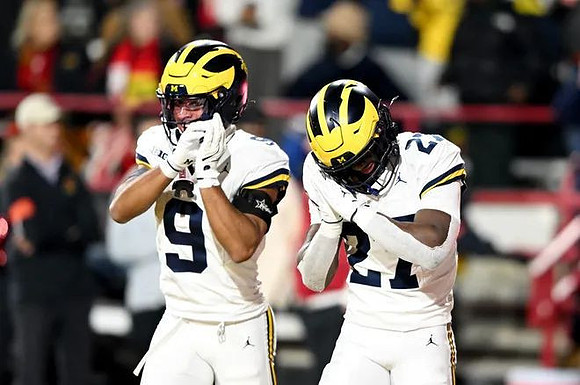 Channing Goodwin (9) and Jasper Parker (27)