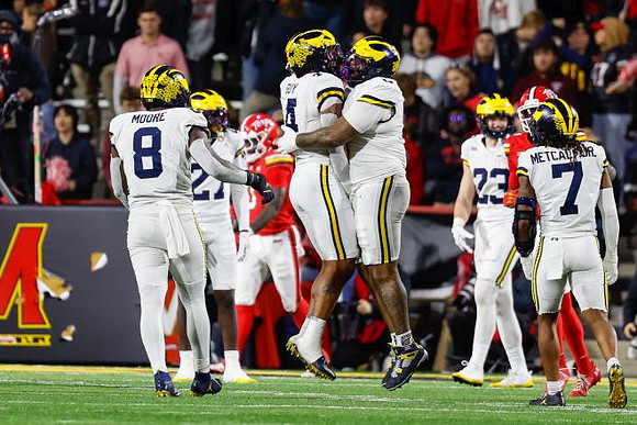 Derrick Moore (8), Jayden Sanders (27), TJ Guy (4), Tré Williams (0), Cole Sullivan (23), and TJ Metcalf (7)