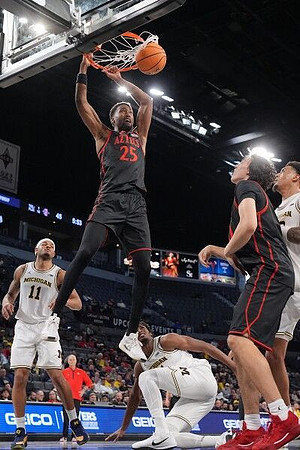 Roddy Gayle Jr. (11), Morez Johnson Jr. (21), and Yaxel Lendeborg (23)