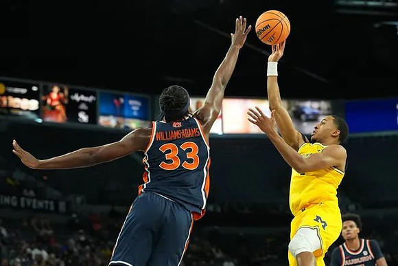 Nimari Burnett (4)
