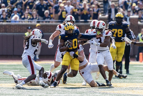 Alex Orji (10) and Myles Hinton (78)