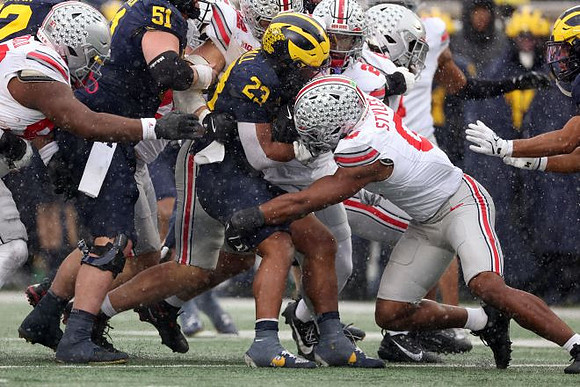 Greg Crippen (51) and Jordan Marshall (23)