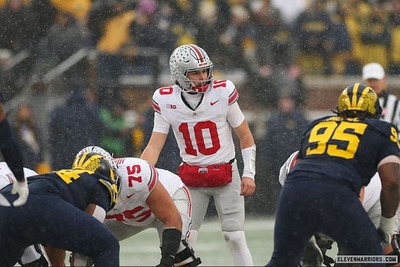 Damon Payne (44) and Trey Pierce (95)