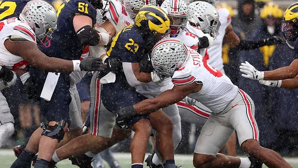 Greg Crippen (51) and Jordan Marshall (23)